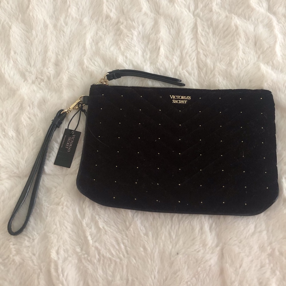 Black VS Wristlet